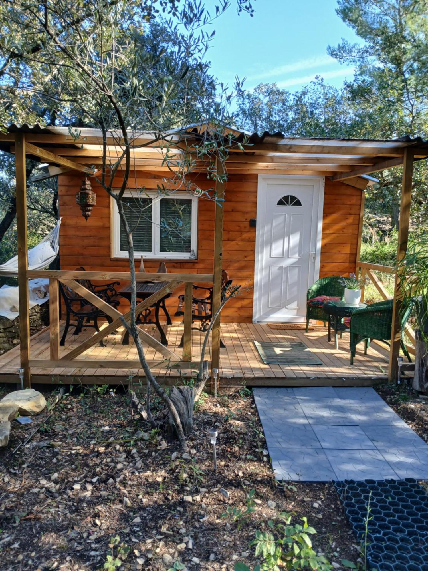 Chez Eve 2 Apartment Nimes Bagian luar foto